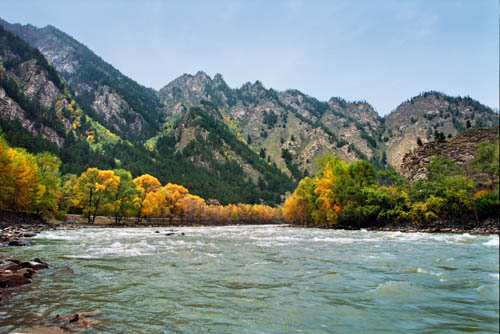 美丽的华锐扎西秀(谨此献给我可爱的家乡)